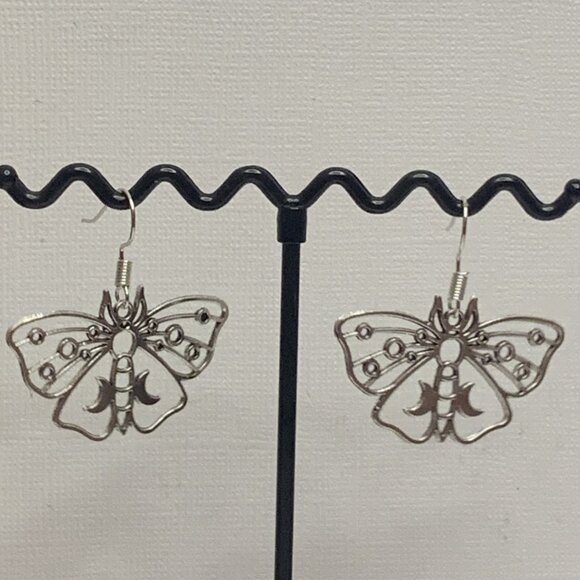 Butterfly Earring, Insect Earring, Gift Idea, Celtic Earring, Moth Earring, Cute - Picture 2 of 4